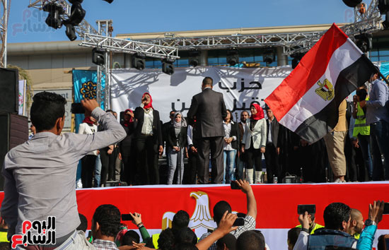 احتفالية بميدان سيدى جابر بمناسبة عيد تحرير سيناء (1)