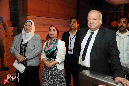 وزير الآثار يفتتح معرض سيناء بالمتحف المصرى (13)