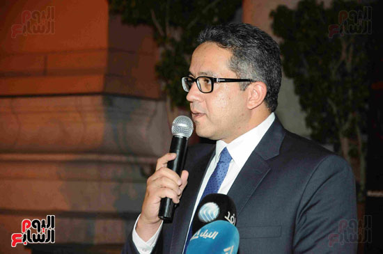 وزير الآثار يفتتح معرض سيناء بالمتحف المصرى (16)