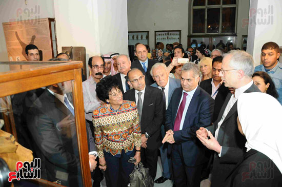 وزير الآثار يفتتح معرض سيناء بالمتحف المصرى (28)
