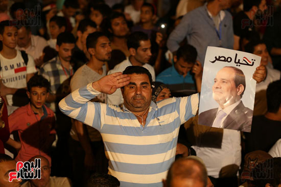 أحمد جمال يشعل حفل تحرير سيناء فى ميدان عابدين بأغنية بشرة خير (8)