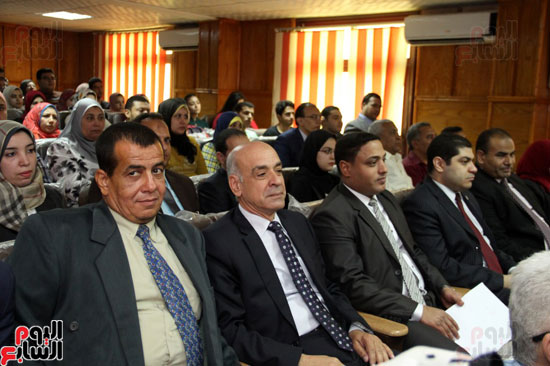رئيس جامعة طنطايجب اتخاذ إجراءات لسلامة السائح أثناء إقامته فى مصر (11)