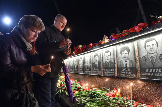 الأوكرانيين يحيون الذكرى الـ 30 لكارثة تشيرنوبيل النووية (3)