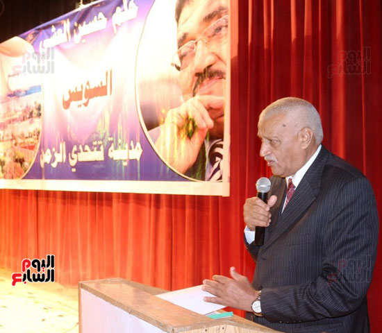 محافظة السويس تنظم حفل تأبين للكاتب الصحفى حسين العشى مؤرخ المقاومة (13)