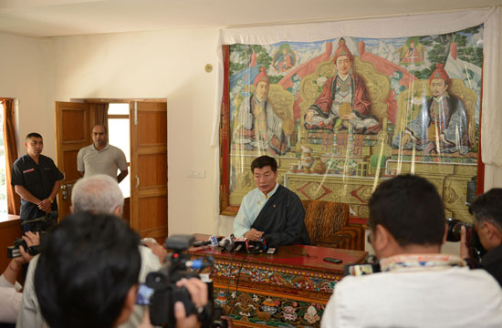 إعادة انتخاب رئيس وزراء حكومة التبت فى المنفى (3)