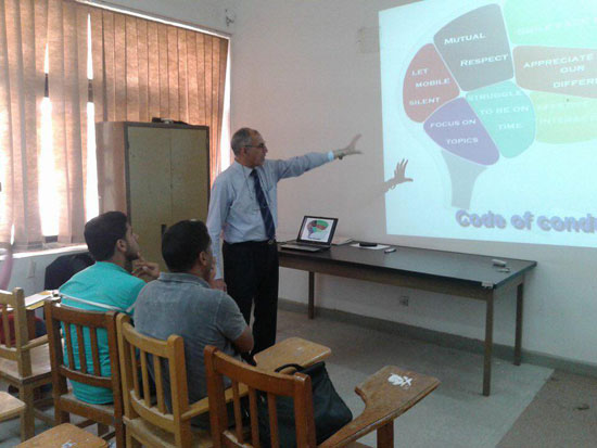 كلية طب القناة تنظم المؤتمر السنوى الرابع للبحوث الطلابية (5)