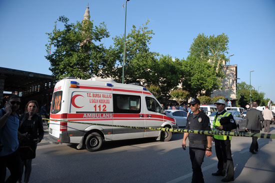 امرأة تفجر نفسها وتصيب 7 على الأقل فى مدينة بورصة التركية (10)