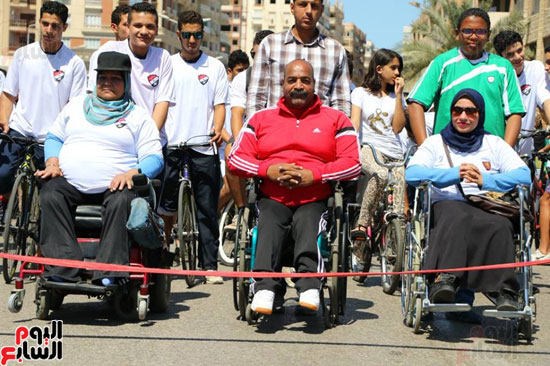 ذوى-الاحتياجات-الخاصة-يشاركون-فى-ماراثون-الدراجات-ببورسعيد-(4)