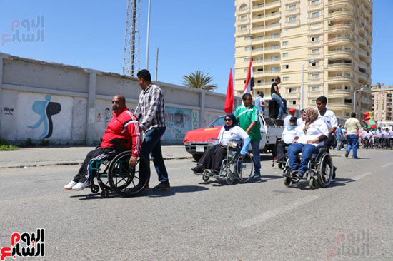 ذوى-الاحتياجات-الخاصة-يشاركون-فى-ماراثون-الدراجات-ببورسعيد-(9)