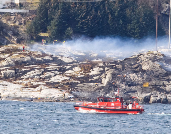 مقتل 13 شخصا فى تحطم هليكوبتر قبالة سواحل النرويج (2)