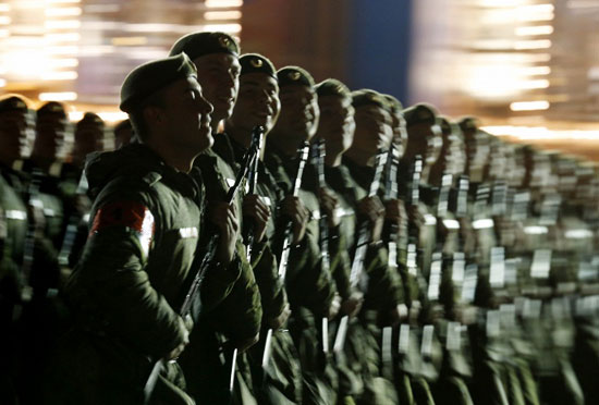 روسيا تستعد لاحتفالات النصر بأقوى وأحدث المعدات العسكرية (14)