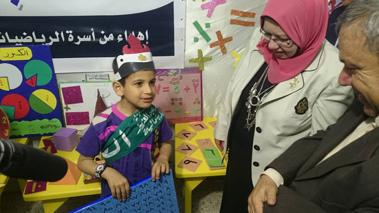المعرض الاول تنمية المهارات ، شمال سيناء ، ليلى مرتجى وكيل المديرية (1)