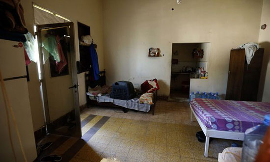 منزل شى موريس الذى احتجز فيه 75 امرأة سورية وأجبرن على ممارسة الدعارة  (1)