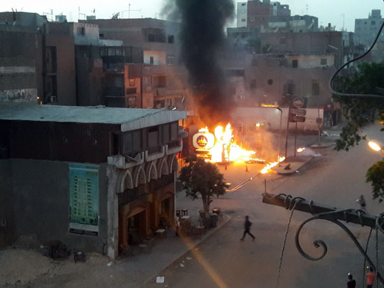 حريق هائل فى محطة وقود مصر للبترول بحلوان (4)