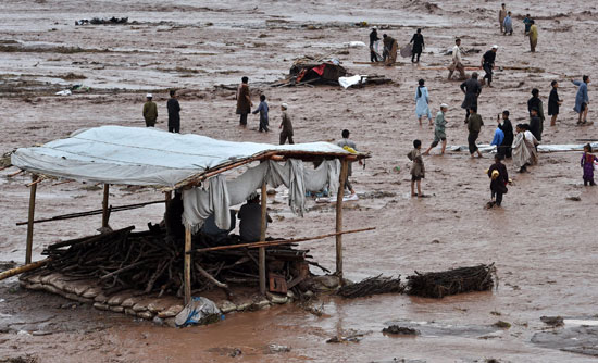 باكستان امطار  فيضانات خيبر باختونخوا شمال غرب باكستان  كويستان  شانغلاش (5)