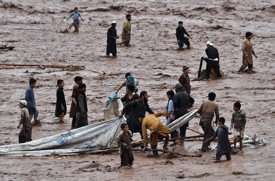 باكستان امطار  فيضانات خيبر باختونخوا شمال غرب باكستان  كويستان  شانغلاش (6)