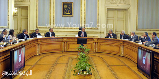 مجلس الوزراء شريف اسماعيل الحكومة (2)