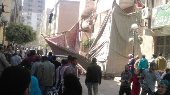 انهيار جزء من مبنى بجامعة الزقازيق (4)