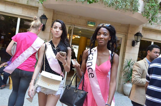 ملكات جمال العالم يغادرن الأقصر إلى الإسكندرية (5)