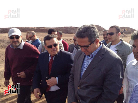 جولة وزير الاثار فى سيناء (3)