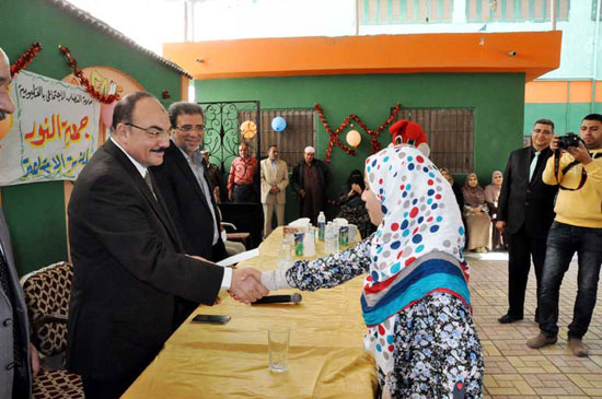 محافظ القليوبية يشهد احتفال مؤسسة البنين بمناسبة عيد اليتيم ببنها (2)