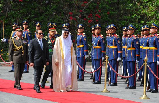 استقبال الرئيس عبد الفتاح السيسى لخادم الحرمين الشريفين (1)