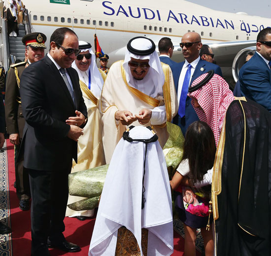استقبال الرئيس عبد الفتاح السيسى لخادم الحرمين الشريفين (3)
