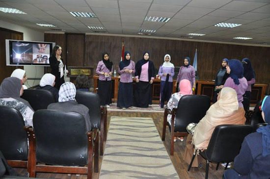 ورشة عمل للتوعية بالعنف ضد المرأة تحت عنوان احمى نفسك فى الإسكندرية   (3)