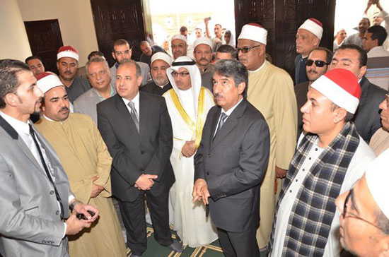محافظ البحيرة وسفير الكويت يفتتحان مسجدين بأبوحمص (3)