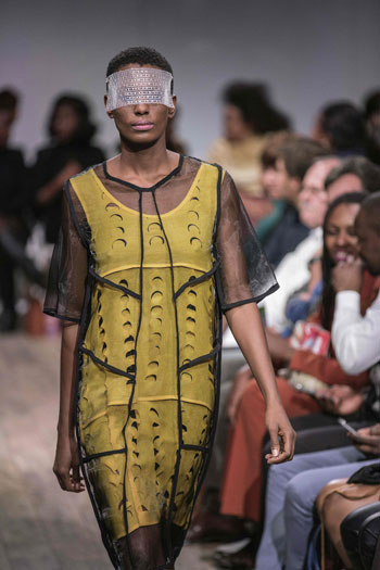 الجمال الأسمر يتصدر منصات أسبوع الموضة الأفريقى 2016 (10)
