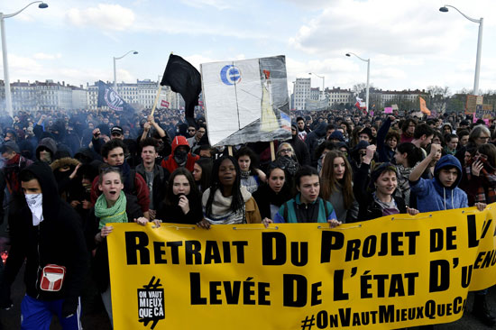 تظاهرات فرنسا  (13)