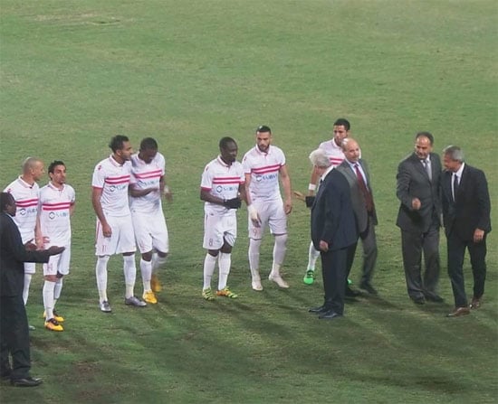 مرتضى منصور يتبادل الأعلام مع بجاية فى حضور وزير الرياضة (1)