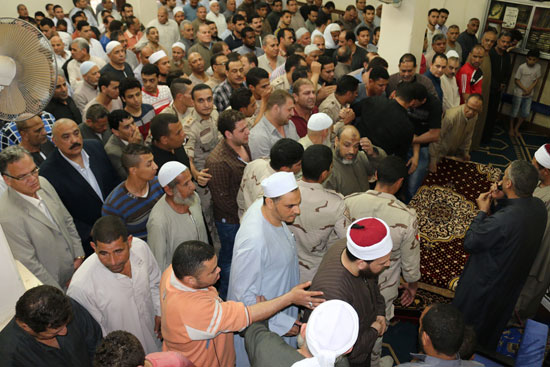 تشييع جنازة شهيد تفجيرات سيناء فى المنوفية (2)