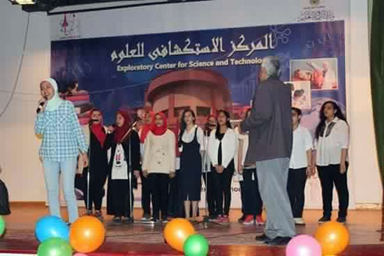 طالبات بـإعلام القاهرة ينظمن حفل (4)
