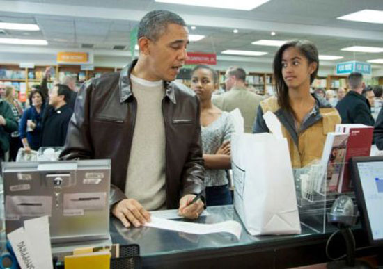  أوباما فى السوبر ماركت وسط الأمريكيين  -اليوم السابع -5 -2015