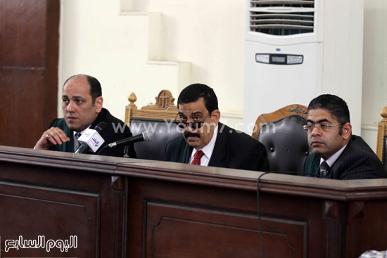 هئية المحكمة التى تنظر تجديد حبس المتهمين -اليوم السابع -5 -2015