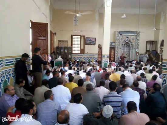 الصلاة على الجثمان داخل المسجد -اليوم السابع -5 -2015