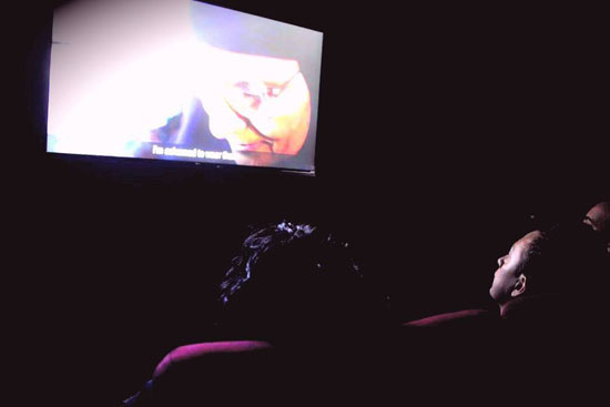 	الجمهور يتابع الفيلم بركن الأفلام القصير بكان -اليوم السابع -5 -2015