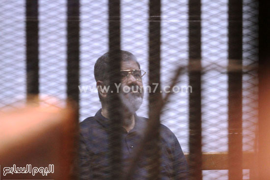 مرسى يستمع إلى هيئة المحكمة -اليوم السابع -5 -2015