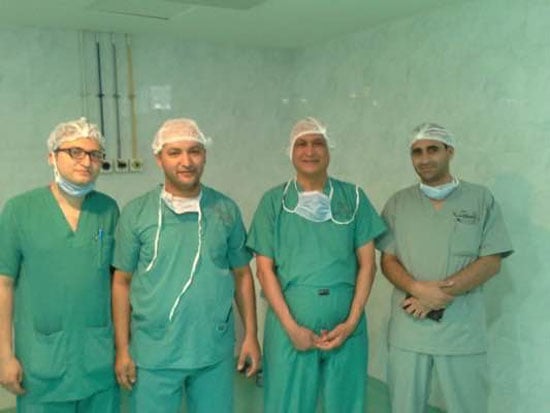 الفريق الطبى الذى أجرى أولى العمليات  -اليوم السابع -5 -2015
