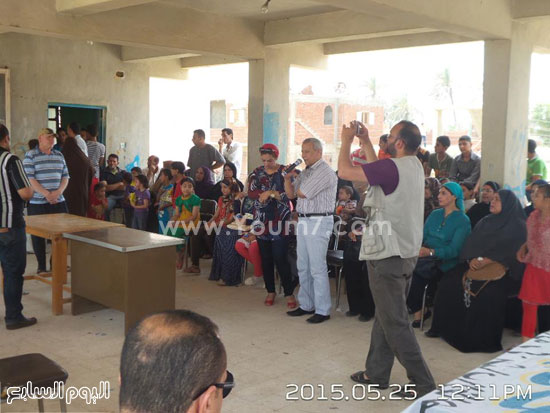 رئيس إقليم القناة يتحدث لأهالى الظاهرية -اليوم السابع -5 -2015