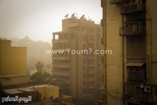 	القاهرة تتعرض لعاصفة ترابية  -اليوم السابع -5 -2015