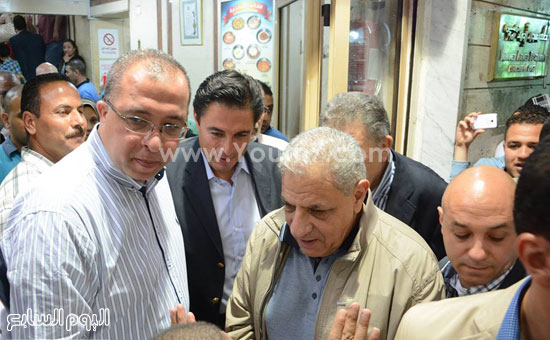  وزير التخطيط ومحافظ الإسكندرية برفقة محلب -اليوم السابع -5 -2015