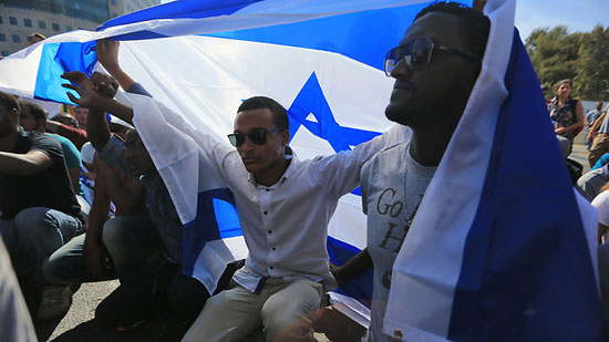 	جانب من الاعتصام وسط تل أبيب -اليوم السابع -5 -2015