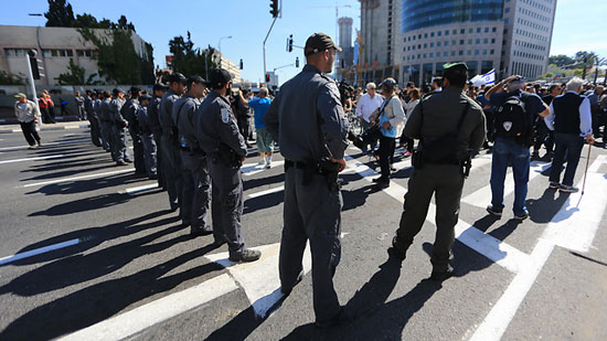 	الشرطة الإسرائيلية تواجه المسيرة والمتظاهرين -اليوم السابع -5 -2015