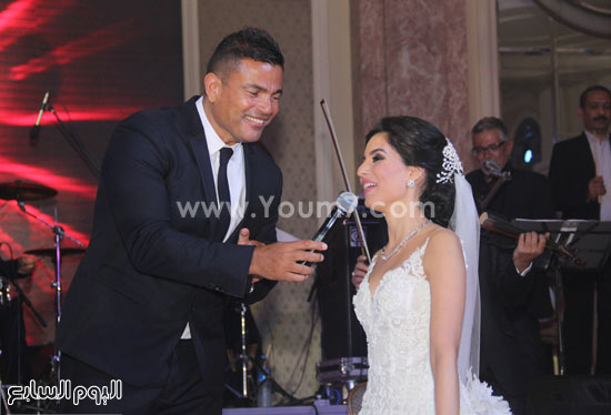 عمرو دياب والعروس -اليوم السابع -5 -2015