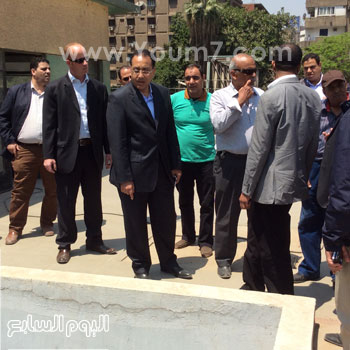 	وزير الإسكان مستاء من سوء حالة التشغيل بمحطة مياه الجيزة  -اليوم السابع -5 -2015