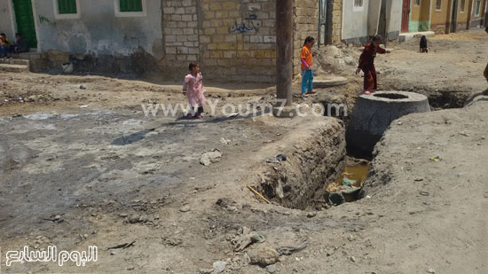 الأطفال مهددون بالأمراض نتيجة المياه الجوفية  -اليوم السابع -5 -2015