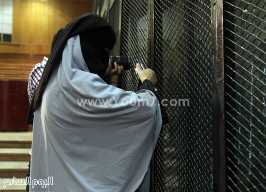  أهلية المتهمين أمام قفص الاتهام -اليوم السابع -5 -2015