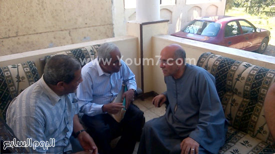 الدكتور صلاح هلال وزير الزراعة خلال لقائه مع أهالى القليوبية  -اليوم السابع -5 -2015